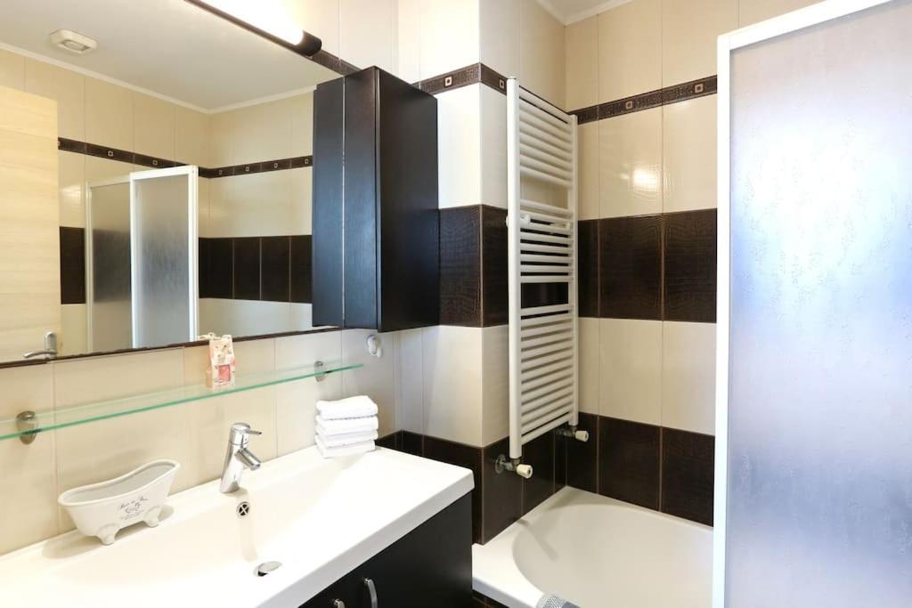 Armilides Luxury 3 Bedroom Maisonette Kokkini Hani Exterior foto